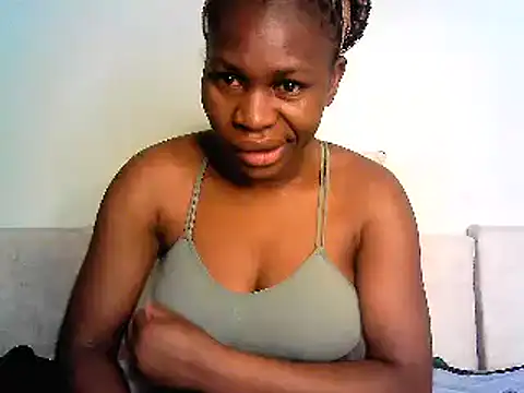 Snapshot of lisaa544 chatting on February 15, 3:42 am lisaa544 online show from February 15, 3:42 am