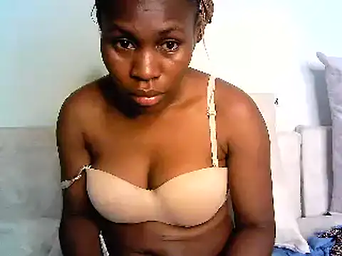 Snapshot of lisaa544 chatting on February 19, 4:55 am lisaa544 online show from February 19, 4:55 am