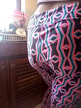 zainabsmile online show from October 25, 9:39 am