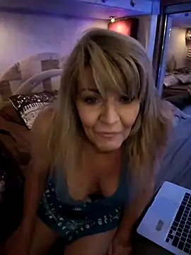 annika lately online show from February 12, 3:40 am