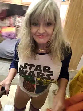 annika lately online show from January 6, 4:05 am