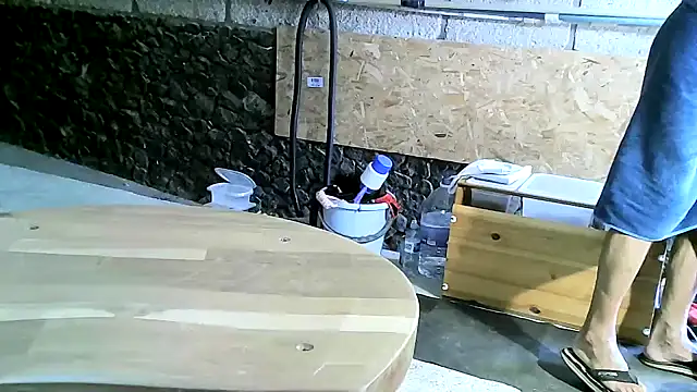 Snapshot of ewuich1 chatting on September 30, 5:07 pm ewuich1 online show from September 30, 5:07 pm