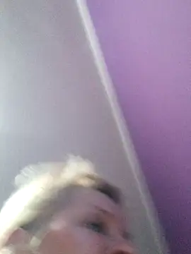 BritneyHudson online show from April 3, 12:52 am