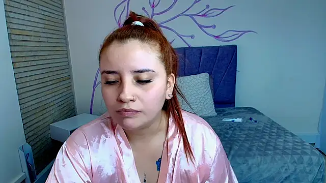 Snapshot of ZaraNolimits_ chatting on December 13, 10:55 pm ZaraNolimits online show from December 13, 10:55 pm