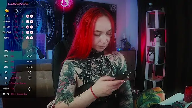 miss jenna lovee online show from April 1, 12:33 am