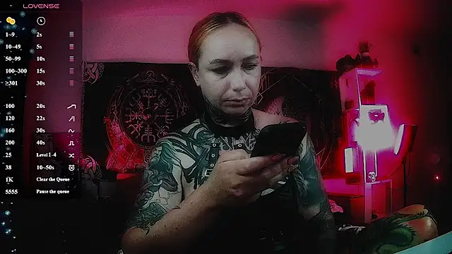 Snapshot of miss_jenna_lovee chatting on June 22, 12:13 am miss jenna lovee online show from June 22, 12:13 am