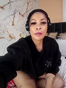 Snapshot of SEXYCARLITA09 chatting on June 26, 10:58 pm SEXYCARLITA09 online show from June 26, 10:58 pm