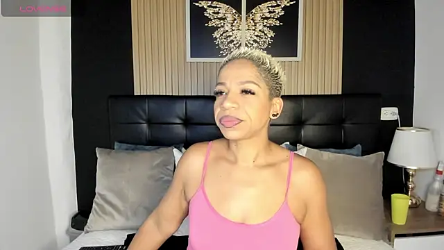 summer night  online show from January 12, 3:17 am