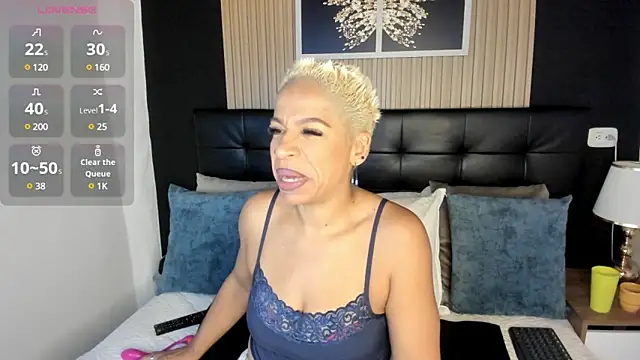 summer night  online show from January 23, 11:37 am