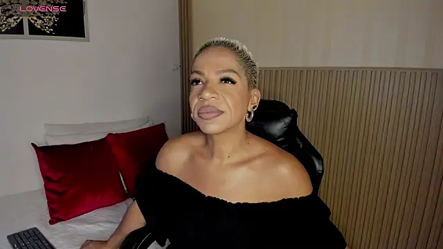 summer night  online show from April 18, 11:58 am