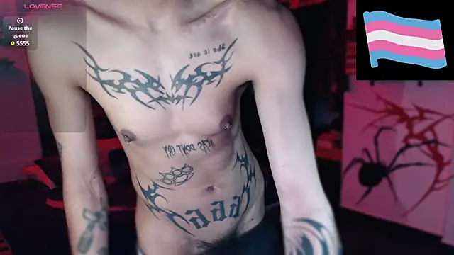 Snapshot of Gowtherr_ chatting on December 6, 1:11 pm Gowtherr online show from December 6, 1:11 pm