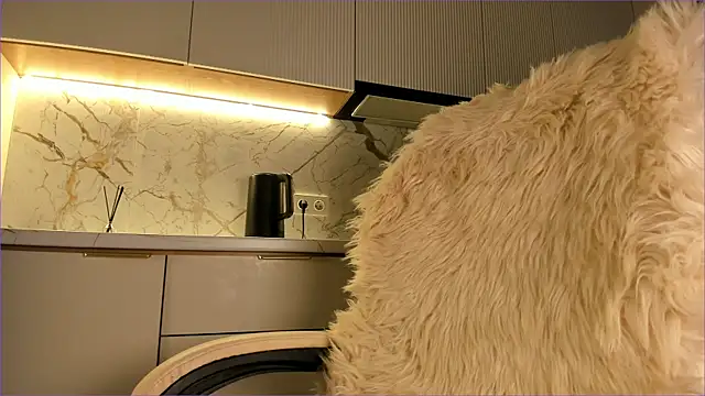 Snapshot of sally_009 chatting on January 31, 4:27 pm sally 009 online show from January 31, 4:27 pm