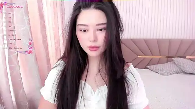 tenderlybaee online show from December 14, 5:18 am