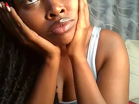 Chocolate queen2 online show from December 20, 6:08 am