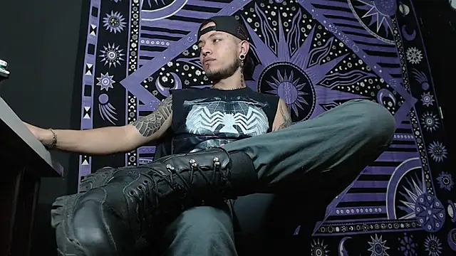 Dicaprioo  online show from January 21, 12:04 am