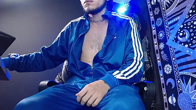 Dicaprioo  online show from February 22, 8:31 pm