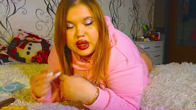 Snapshot of hi_im_Eva chatting on November 30, 8:57 pm hi im Eva online show from November 30, 8:57 pm