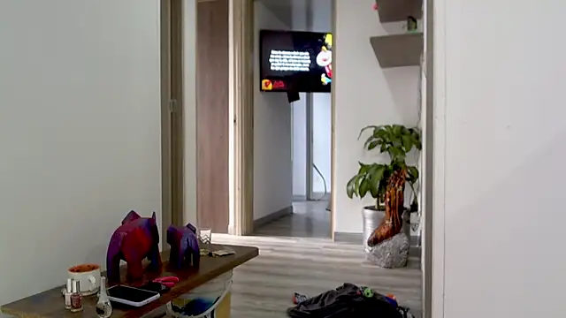 Snapshot of adan_eva960 chatting on February 20, 3:19 pm adan eva960 online show from February 20, 3:19 pm