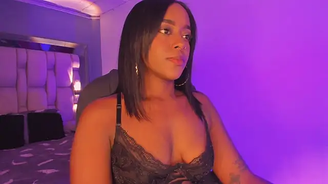 Snapshot of EmilyHaan chatting on January 23, 7:51 pm EmilyHaan online show from January 23, 7:51 pm