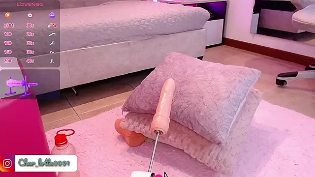 Snapshot of Charlotte_Jones__ chatting on February 6, 2:26 pm Charlotte Jones online show from February 6, 2:26 pm