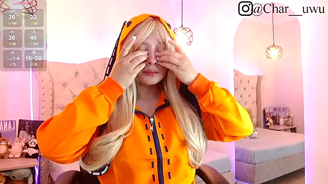 Snapshot of Charlotte_Jones__ chatting on October 13, 11:32 am Charlotte Jones online show from October 13, 11:32 am