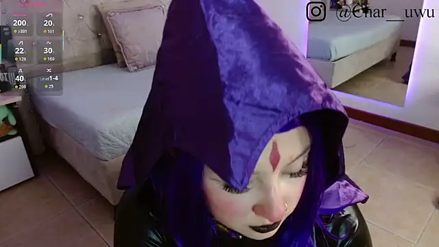 Snapshot of Charlotte_Jones__ chatting on November 22, 11:31 am Charlotte Jones online show from November 22, 11:31 am