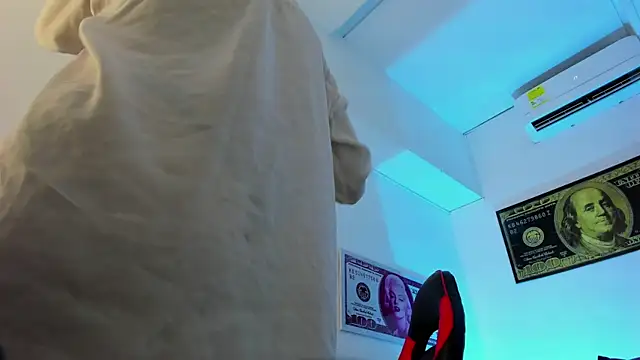 Elsalombardi  online show from January 27, 12:05 pm