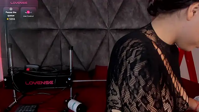 Elsalombardi  online show from October 28, 12:30 pm