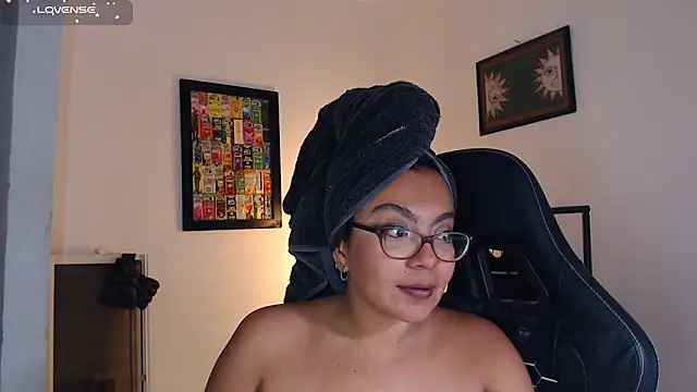 Rachell  420 online show from March 2, 11:55 pm