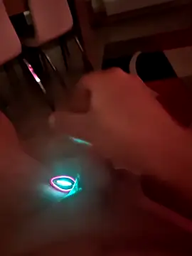 Szeltolo001 online show from April 5, 2:42 am