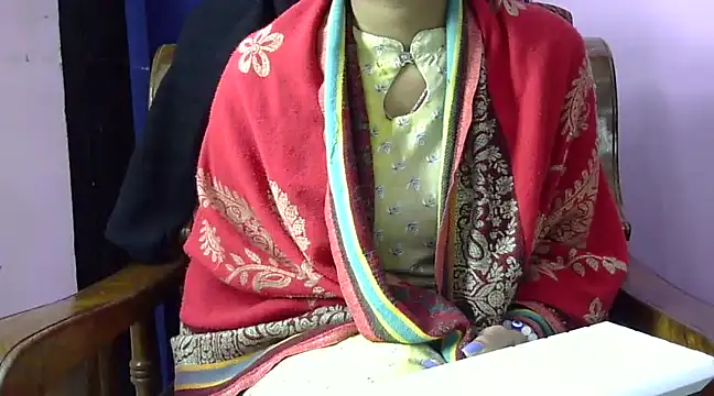 momo lov online show from January 7, 8:03 am