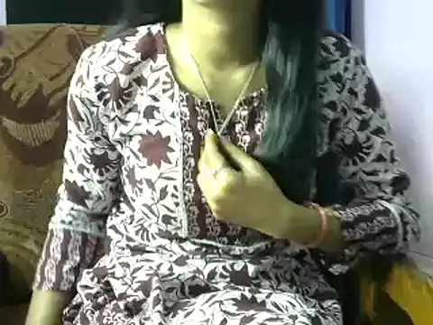 momo lov online show from January 23, 5:24 am