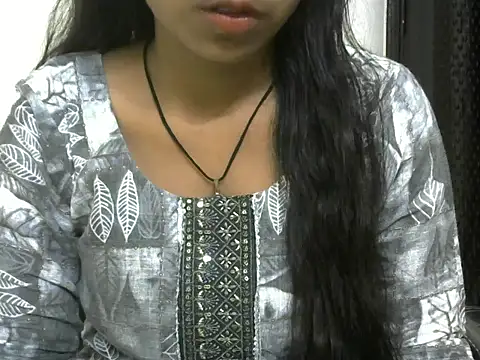 momo lov online show from September 29, 5:12 am