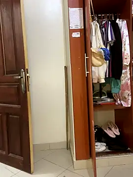 sweet18creamybigpussy online show from September 11, 10:32 pm