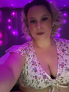 GinAnnTonic online show from December 14, 1:28 am