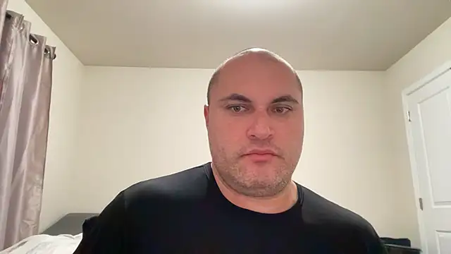 SluggishChase99 online show from February 4, 2:39 am