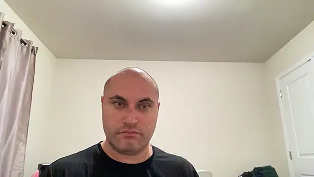 SluggishChase99 online show from April 26, 1:58 am