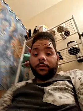 Snapshot of Dj-yefri-pauta chatting on September 11, 10:43 pm Dj-yefri-pauta online show from September 11, 10:43 pm