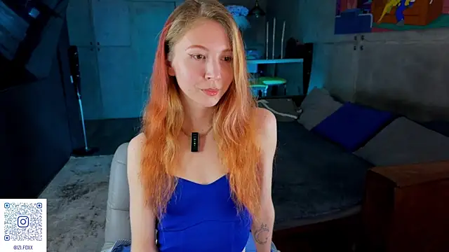 Snapshot of izi-fox chatting on May 14, 5:09 pm izi-fox online show from May 14, 5:09 pm