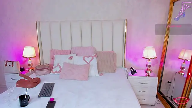 EmmaCrush online show from April 7, 12:38 pm