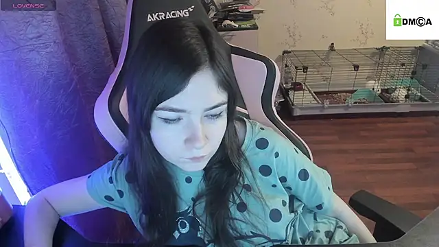 Crazy forest fairy online show from March 2, 10:48 pm