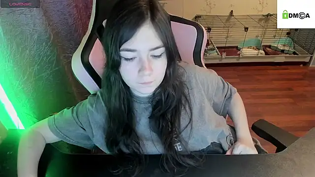 Crazy forest fairy online show from March 21, 2:39 am