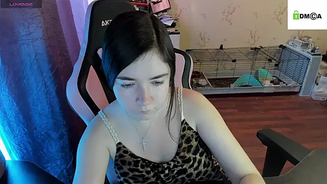 Crazy forest fairy online show from October 9, 5:05 am