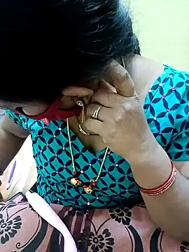 Indian-sweety online show from February 15, 2:33 pm