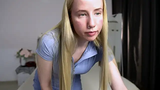 Cassie Kelman online show from November 2, 9:28 pm