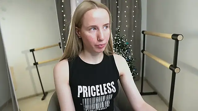 Cassie Kelman online show from January 11, 9:09 pm