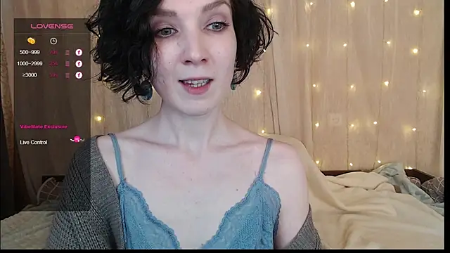 TinaWince online show from December 7, 7:38 am