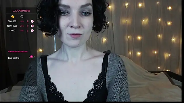 TinaWince online show from December 13, 5:05 am