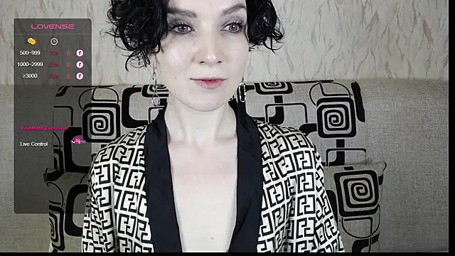 TinaWince online show from February 20, 5:33 am