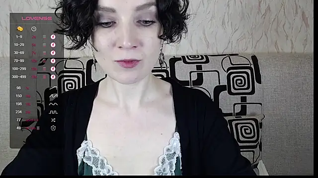 TinaWince online show from March 8, 5:49 am